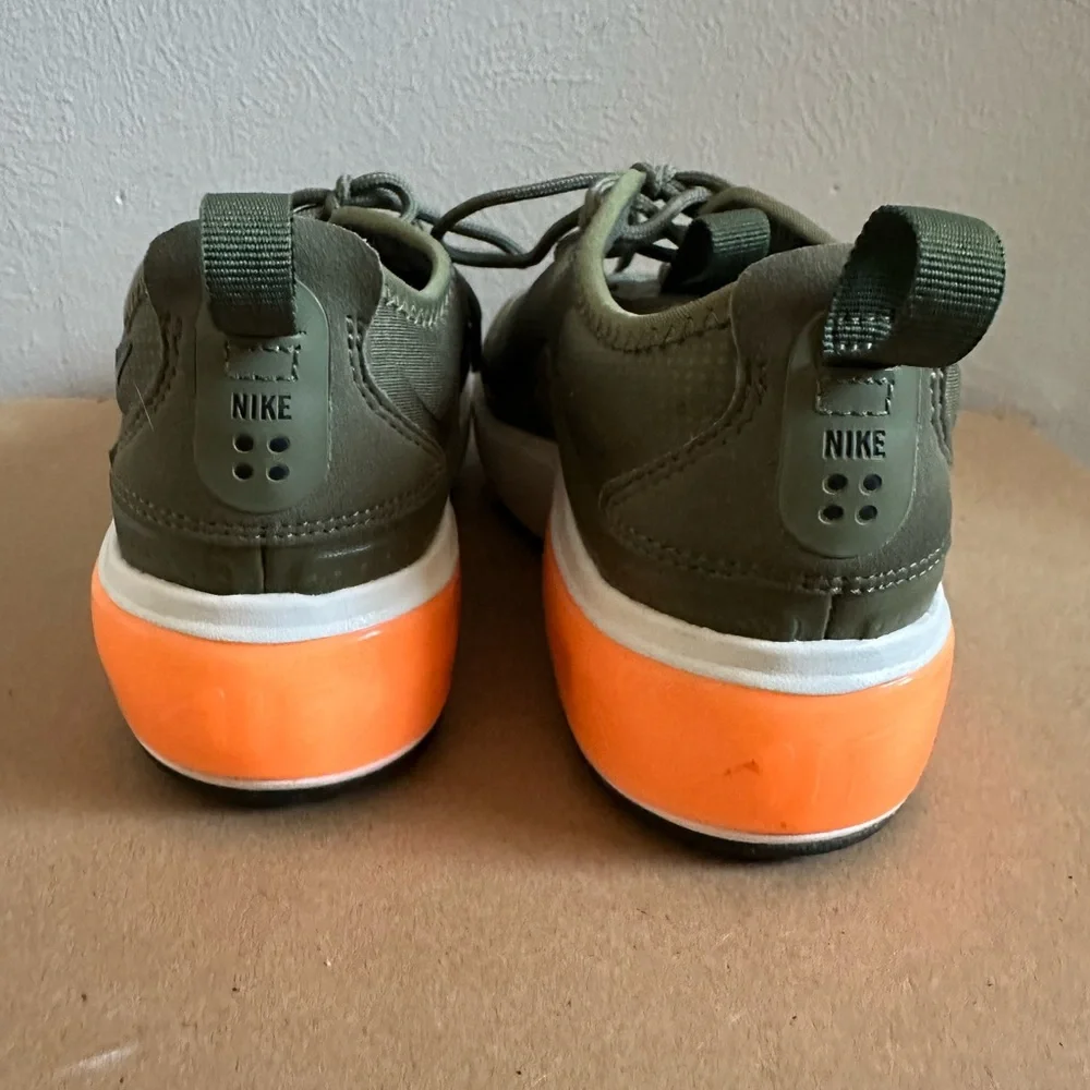 Nike Air Max Green Athletic Sneakers